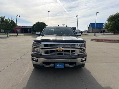 Used 2015 Chevrolet Silverado 1500 LTZ Z71 w/ LTZ Plus Package AWD/4WD image 2