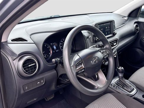 Used 2021 Hyundai Kona SE FWD image 9