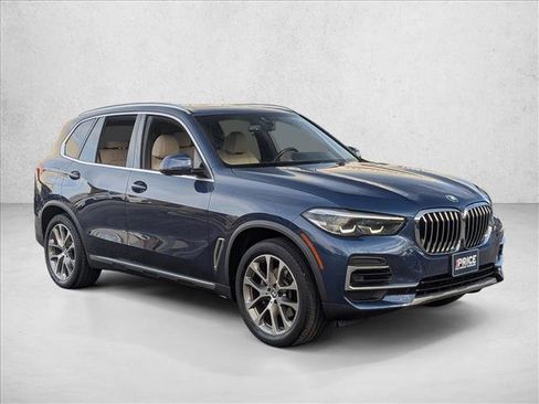 Used 2022 BMW X5 xDrive40i w/ Climate Comfort Package image 3
