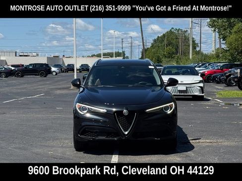 Used 2019 Alfa Romeo Stelvio AWD image 11