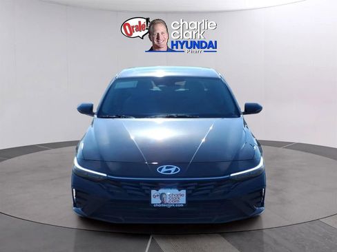 New 2026 Hyundai Elantra Limited image 8