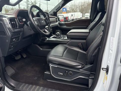 Certified 2022 Ford F150 Lariat w/ Equipment Group 502A High image 16