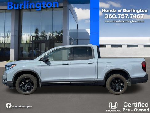 Used 2023 Honda Ridgeline Black Edition image 3