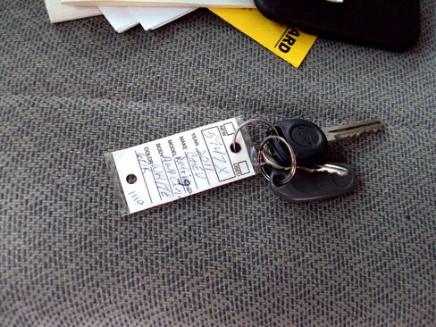 Used 2011 Chevrolet Express 1500 AWD image 24