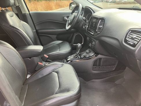 Used 2020 Jeep Compass Limited image 15