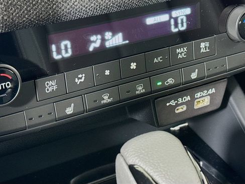 New 2026 Subaru Outback Limited AWD/4WD image 21
