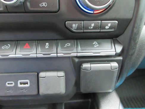 Used 2023 Chevrolet Silverado 3500 LTZ AWD/4WD image 40