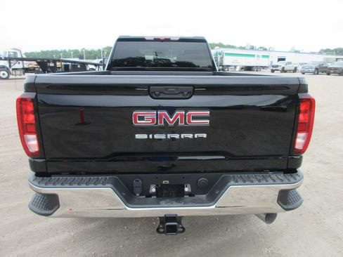New 2026 GMC Sierra 3500 Pro AWD/4WD image 6