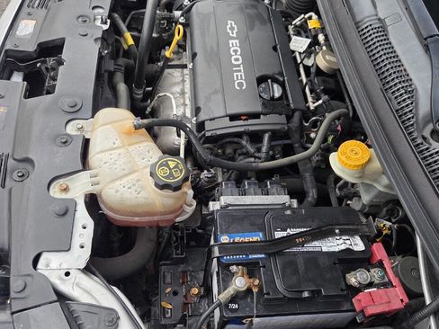 Used 2014 Chevrolet Sonic LT image 23