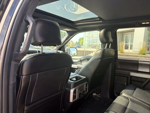 Used 2017 Ford F150 Lariat w/ Equipment Group 502A Luxury AWD/4WD image 13