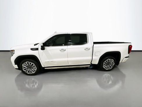 Used 2024 GMC Sierra 1500 Denali Ultimate AWD/4WD image 4