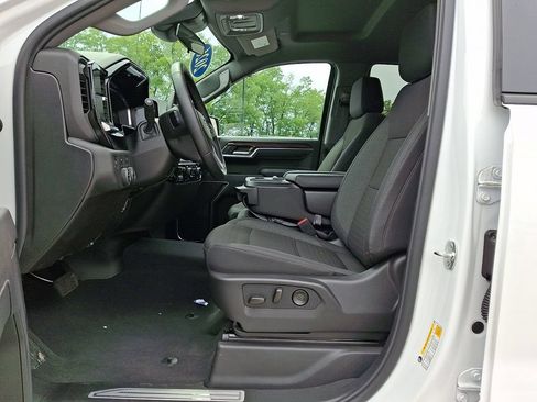 Certified 2026 Chevrolet Silverado 1500 RST w/ RST Select Package AWD/4WD image 15