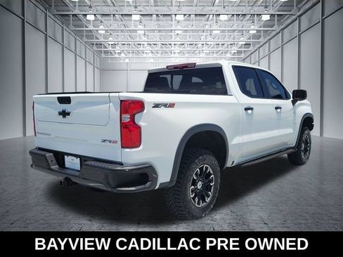 Used 2025 Chevrolet Silverado 1500 ZR2 w/ Technology Package AWD/4WD image 5
