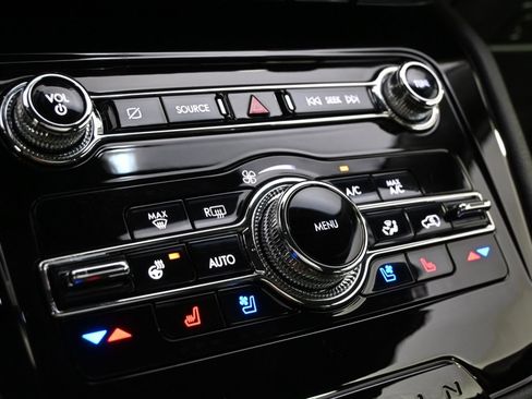 Certified 2022 Lincoln Corsair Reserve w/ Equipment Group 201A image 27