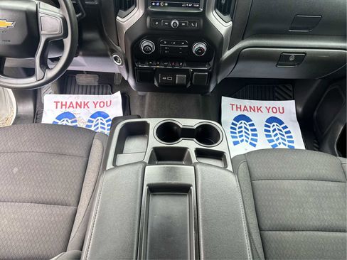 Certified 2022 Chevrolet Silverado 1500 Custom image 17