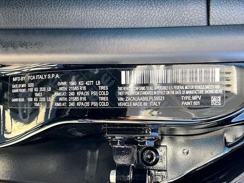 Certified 2020 Jeep Renegade Sport FWD image 33