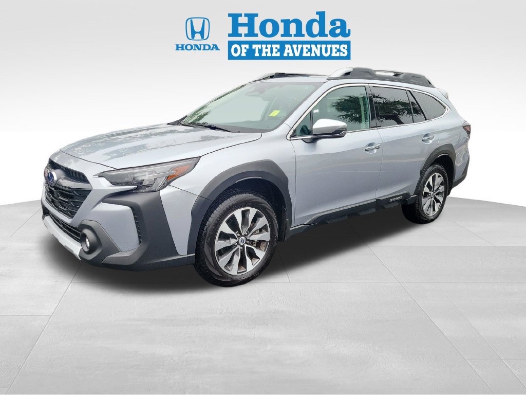 Used 2025 Subaru Outback Touring w/ Popular Package #2 AWD/4WD image 2