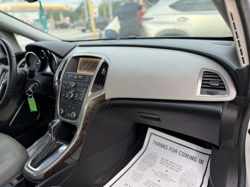 Used 2012 Buick Verano FWD image 23
