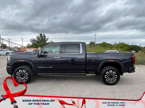 New 2026 GMC Sierra 2500 Denali Ultimate image 4