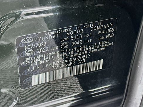 Used 2024 Hyundai Ioniq 6 SE RWD image 12