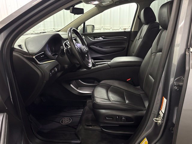 Used 2019 Buick Enclave Avenir w/ Avenir Technology Package AWD/4WD image 34
