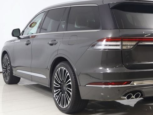 Used 2023 Lincoln Aviator Black Label w/ Dynamic Handling Package AWD/4WD image 25
