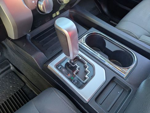 Used 2016 Toyota Tundra SR5 w/ SR5 Upgrade Package image 26