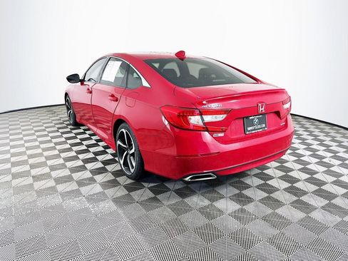 Used 2018 Honda Accord Sport image 6