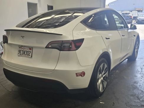 Used 2023 Tesla Model Y Long Range image 4