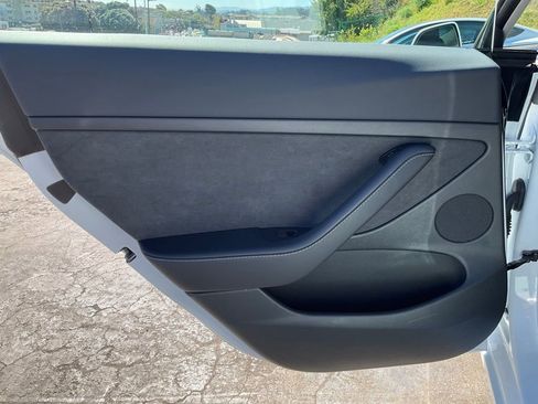 Used 2023 Tesla Model 3 Standard Range image 48