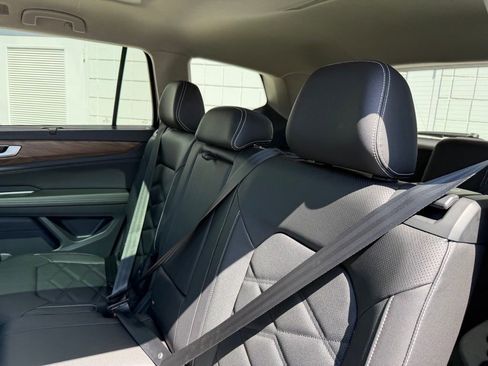 New 2026 Volkswagen Atlas SE AWD/4WD image 18