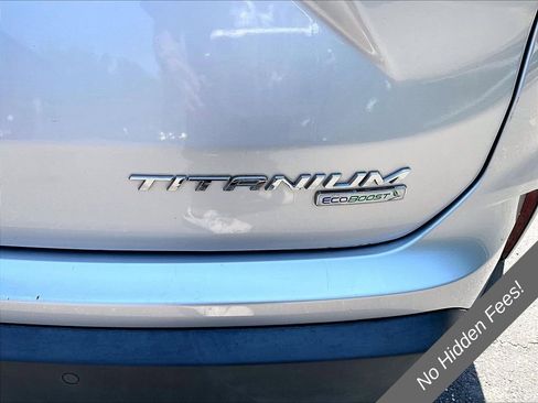 Used 2019 Ford Edge Titanium w/ Equipment Group 301A FWD image 8
