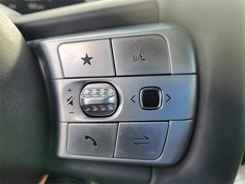 Used 2023 Genesis GV60 Performance image 8