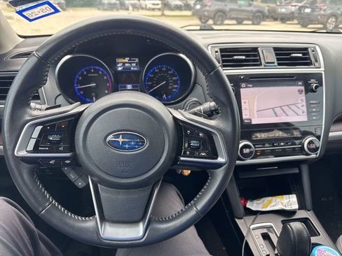 Used 2018 Subaru Outback 2.5i Limited AWD/4WD image 12