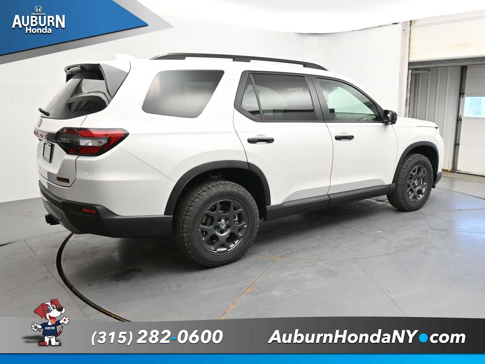 New 2026 Honda Pilot TrailSport image 17