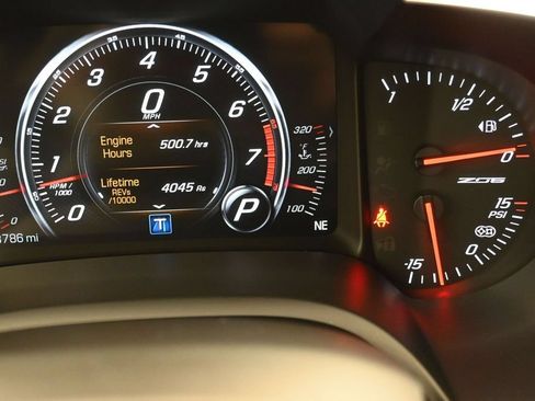 Used 2019 Chevrolet Corvette Z06 RWD image 11