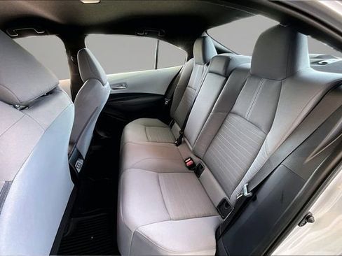 Used 2025 Toyota Corolla SE FWD image 19