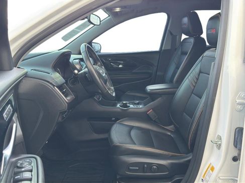 Used 2022 GMC Terrain AT4 w/ Infotainment Package II image 7