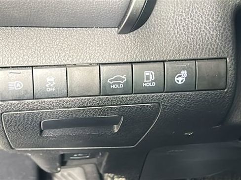 Used 2024 Toyota Camry SE FWD image 20