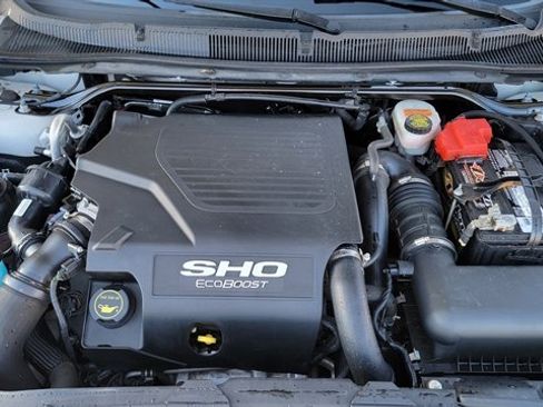 Used 2016 Ford Taurus SHO w/ Equipment Group 401A image 12