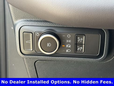 Used 2026 Ford Explorer Platinum w/ LUX Leather Package AWD/4WD image 26