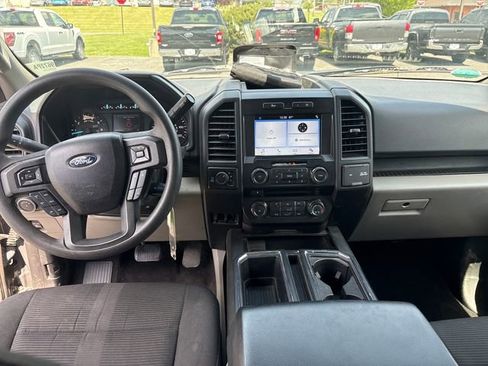 Used 2018 Ford F150 XL w/ Equipment Group 101A Mid AWD/4WD image 13