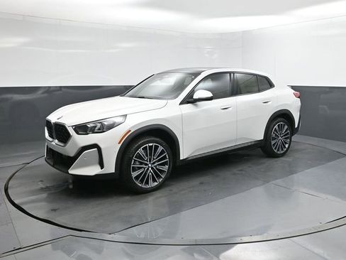 New 2026 BMW X2 xDrive28i w/ Convenience Package image 34