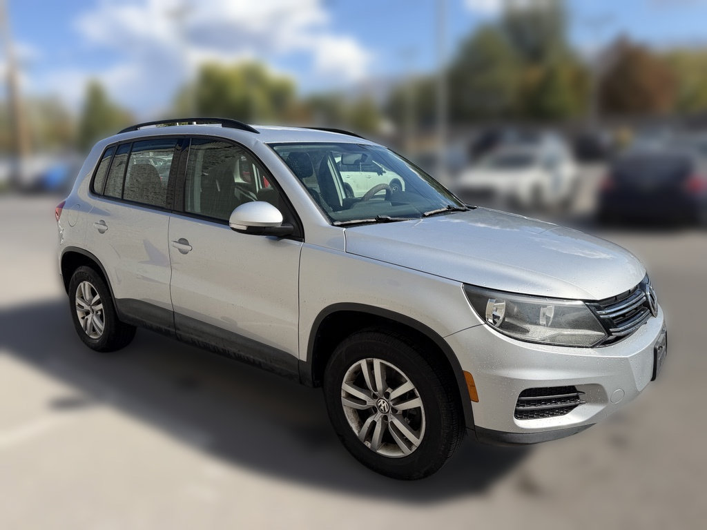 Used 2015 Volkswagen Tiguan S FWD image 7