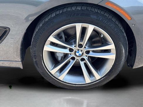Used 2015 BMW 335i Gran Turismo xDrive image 9