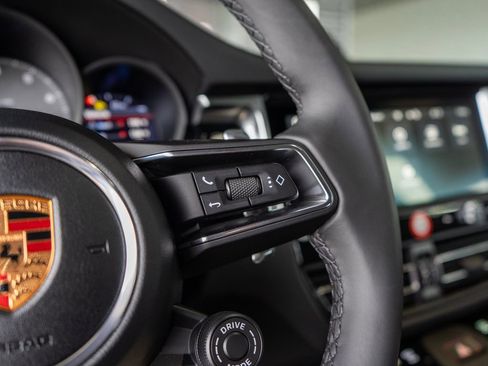 New 2026 Porsche Macan S AWD/4WD image 21