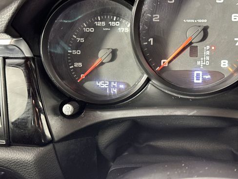 Used 2020 Porsche Macan image 19