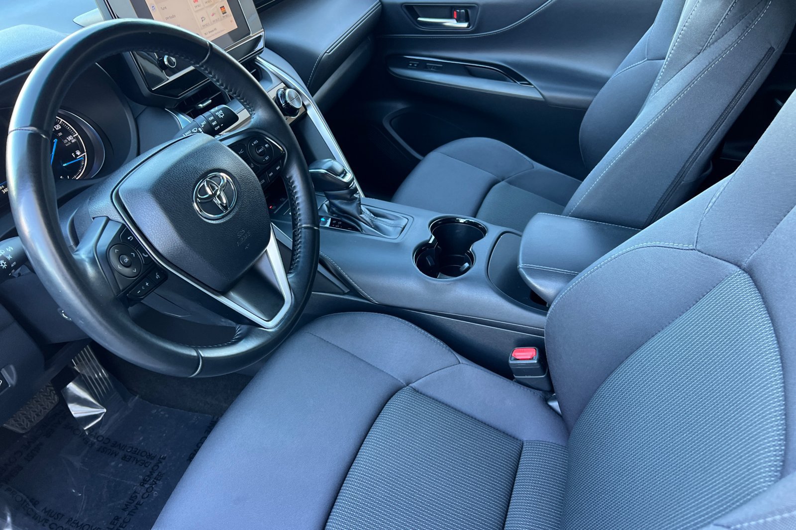 Certified 2024 Toyota Venza LE AWD/4WD image 10