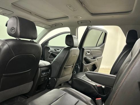 Used 2019 Chevrolet Traverse Premier AWD/4WD image 34