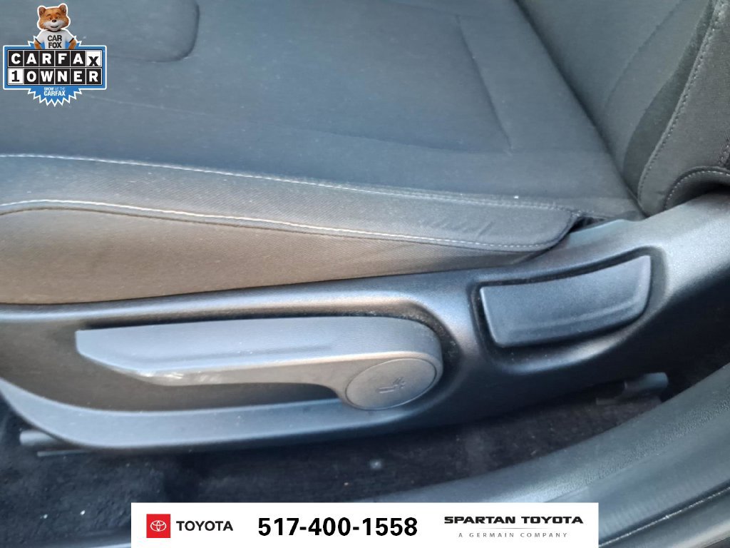 Used 2025 Hyundai Elantra SEL FWD image 16